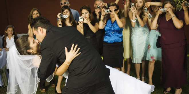 Photographer Pens Open Letter to a Wedding Guest Who Ruined Her Shot With a Phone